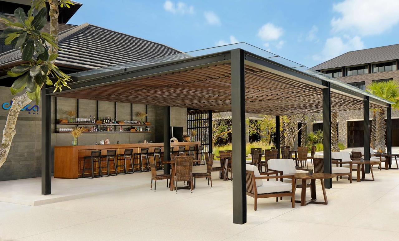 Hotel Radisson Blu Bali Uluwatu Esterno foto The Beach Club