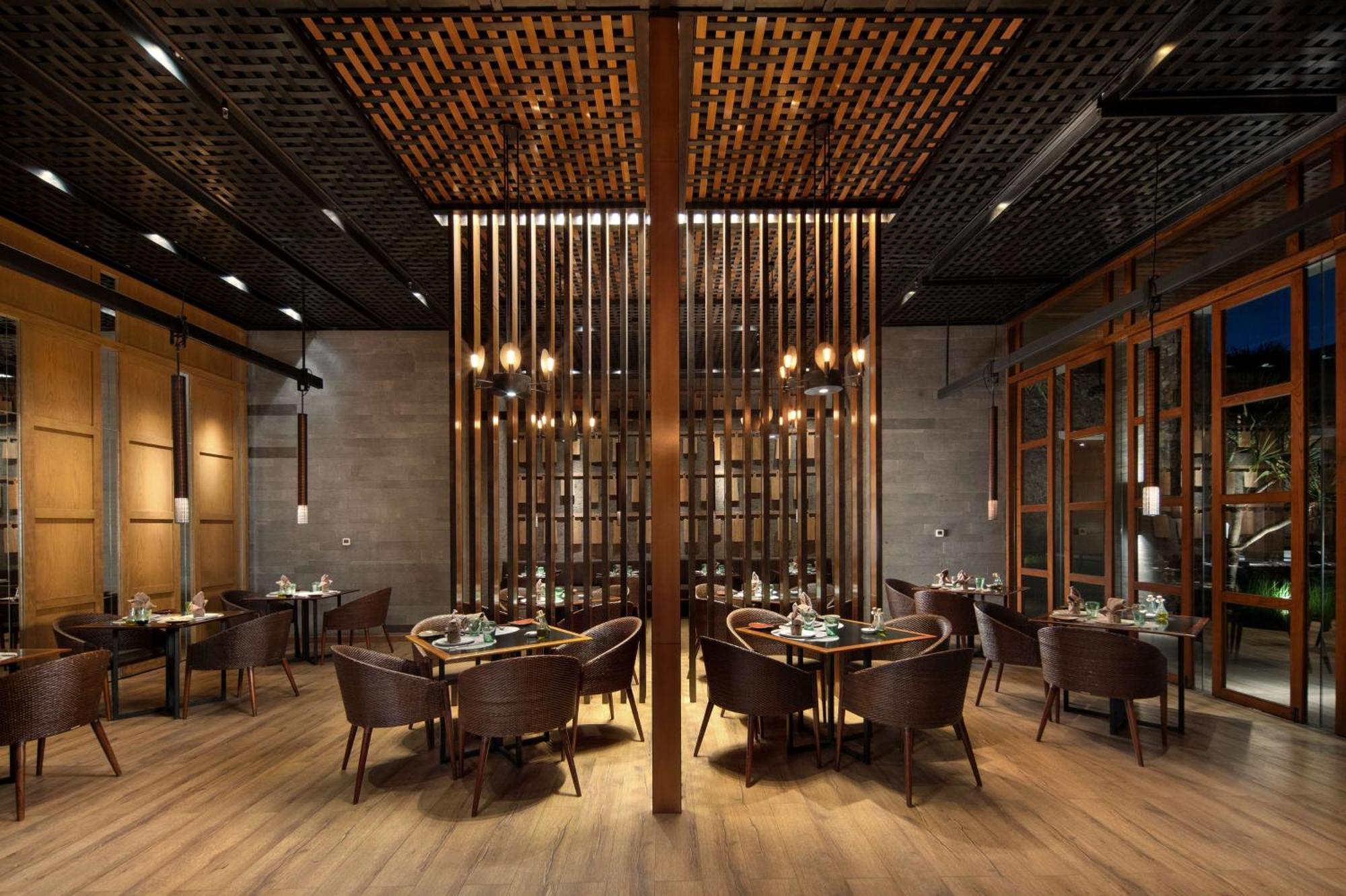 Hotel Radisson Blu Bali Uluwatu Esterno foto The interior of the restaurant